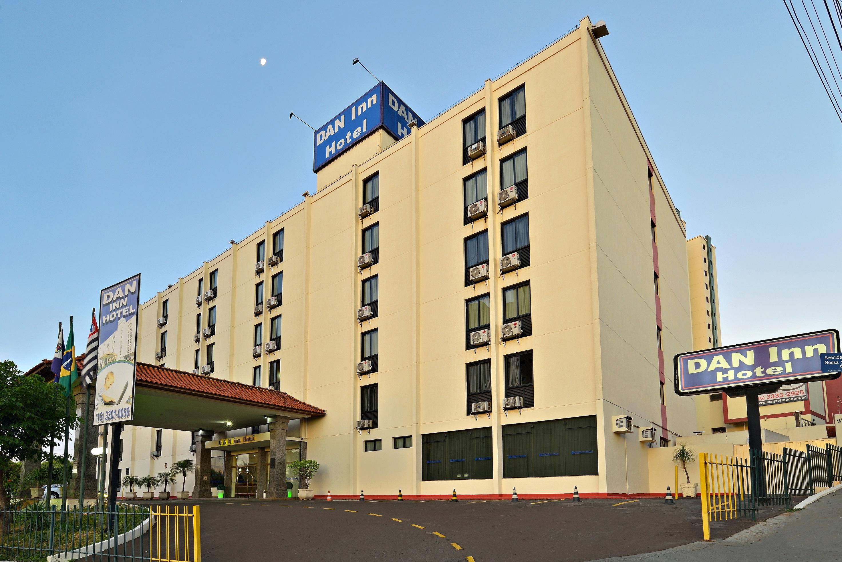 Hotel Dan Inn Araraquara By Nacional Inn Exterior photo
