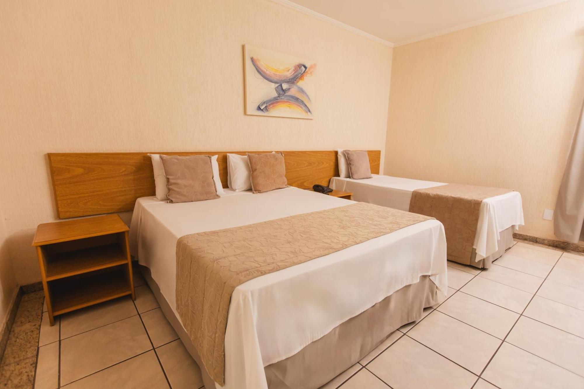 Hotel Dan Inn Araraquara By Nacional Inn Exterior photo